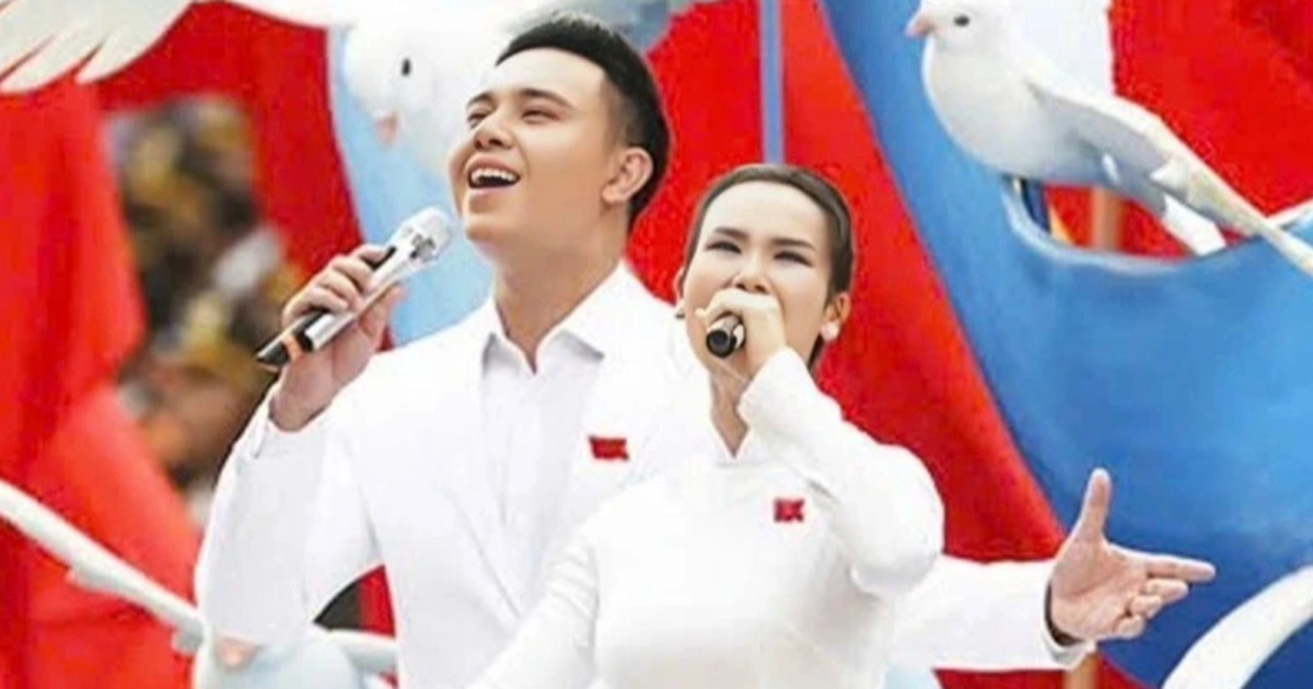 Võ Hạ Trâm và Đông Hùng Tỏa Sáng Trên Sân Khấu Đại Lễ 30/4 Với Hit 2 Tỷ Lượt Xem Nữ ca sĩ hát hit 2 tỷ lượt xem ở đại lễ hé lộ tin nhắn từ Nguyễn Văn Chung