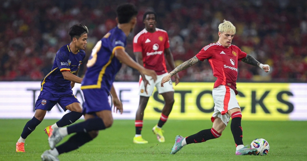 Phản Ứng Của Cổ Động Viên Đông Nam Á Khi Man Utd Thất Bại Ở Malaysia Phản ứng của cổ động viên Đông Nam Á khi Man Utd thất bại ở Malaysia