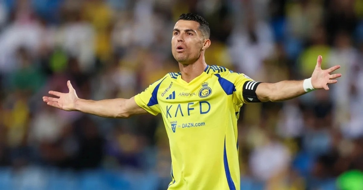 Ronaldo trải qua mùa giải trắng tay danh hiệu, CĐV Al Nassr nói lời cay đắng Ronaldo trải qua mùa giải trắng tay danh hiệu, CĐV nói điều cay đắng