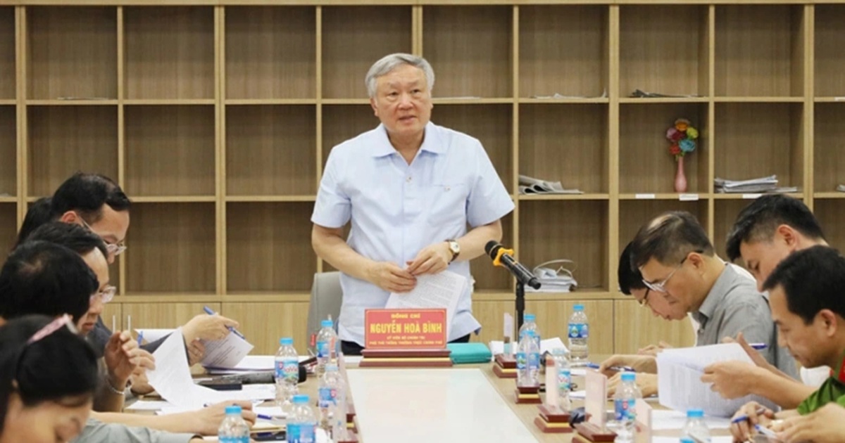Phó Thủ tướng Kiểm Tra Tiến Độ Dự Án Bệnh Viện Bạch Mai và Việt Đức tại Hà Nam Sớm đưa 2 dự án Bệnh viện Bạch Mai, Việt Đức đi vào hoạt động