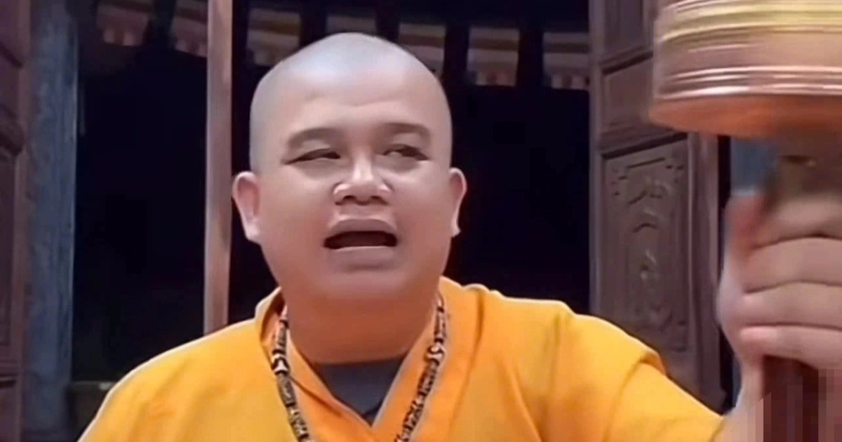 Sư Thầy Triệu View Livestream Bán Hàng Trên TikTok Sư thầy "triệu view" livestream bán hàng trên TikTok
