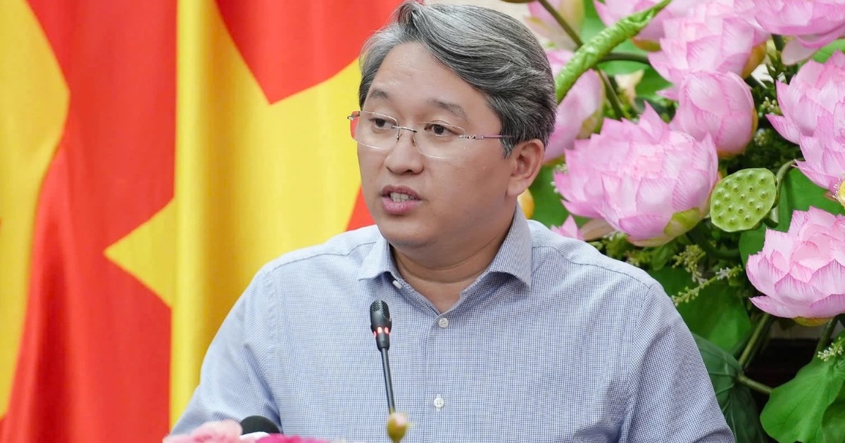 Sửa Hiến pháp dù ở phạm vi, quy mô nào cũng rất hệ trọng, thiêng liêng Sửa Hiến pháp dù ở phạm vi, quy mô nào cũng rất hệ trọng, thiêng liêng