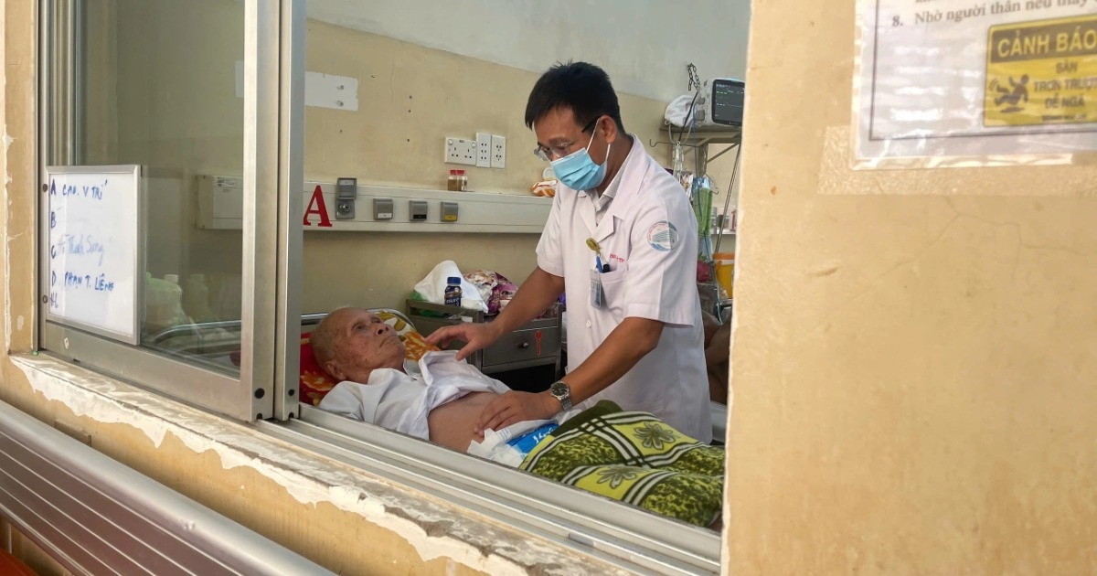 TPHCM: Chuyên gia lưu ý các ca mắc Covid-19 nhập viện