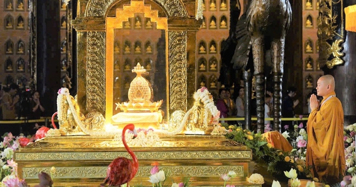 Thời Gian Tôn Trí Xá Lợi Đức Phật Tại Chùa Bái Đính Được Kéo Dài Thêm thời gian tôn trí xá lợi Đức Phật tại chùa Bái Đính
