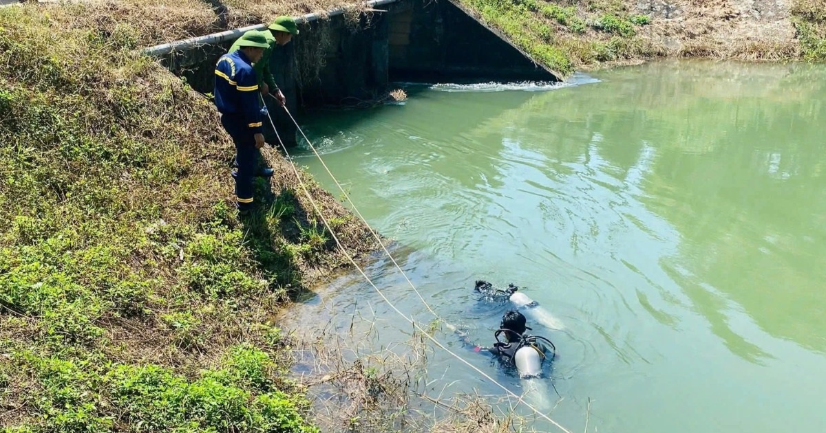 Học Sinh Lớp 7 Tử Vong Do Trượt Chân Rơi Xuống Kênh Thủy Lợi Trượt chân rơi xuống kênh thủy lợi, học sinh lớp 7 tử vong
