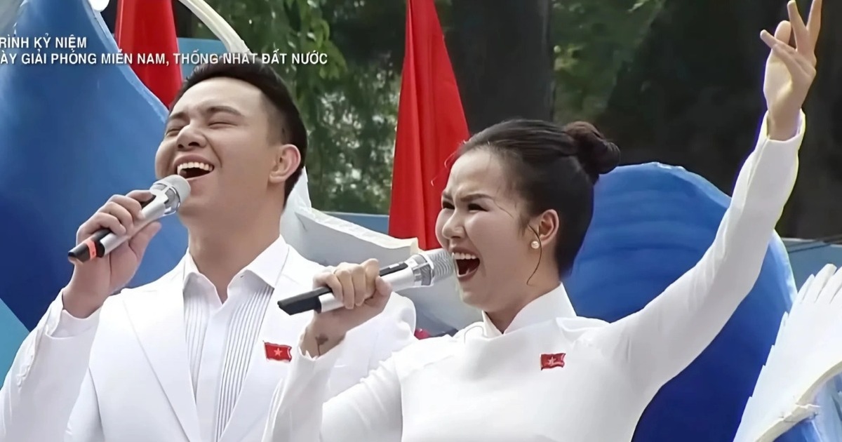 Vì sao Võ Hạ Trâm hát ở đại lễ hút hàng triệu lượt xem, nhiều người khóc? Vì sao Võ Hạ Trâm hát ở đại lễ hút hàng triệu lượt xem, nhiều người khóc?