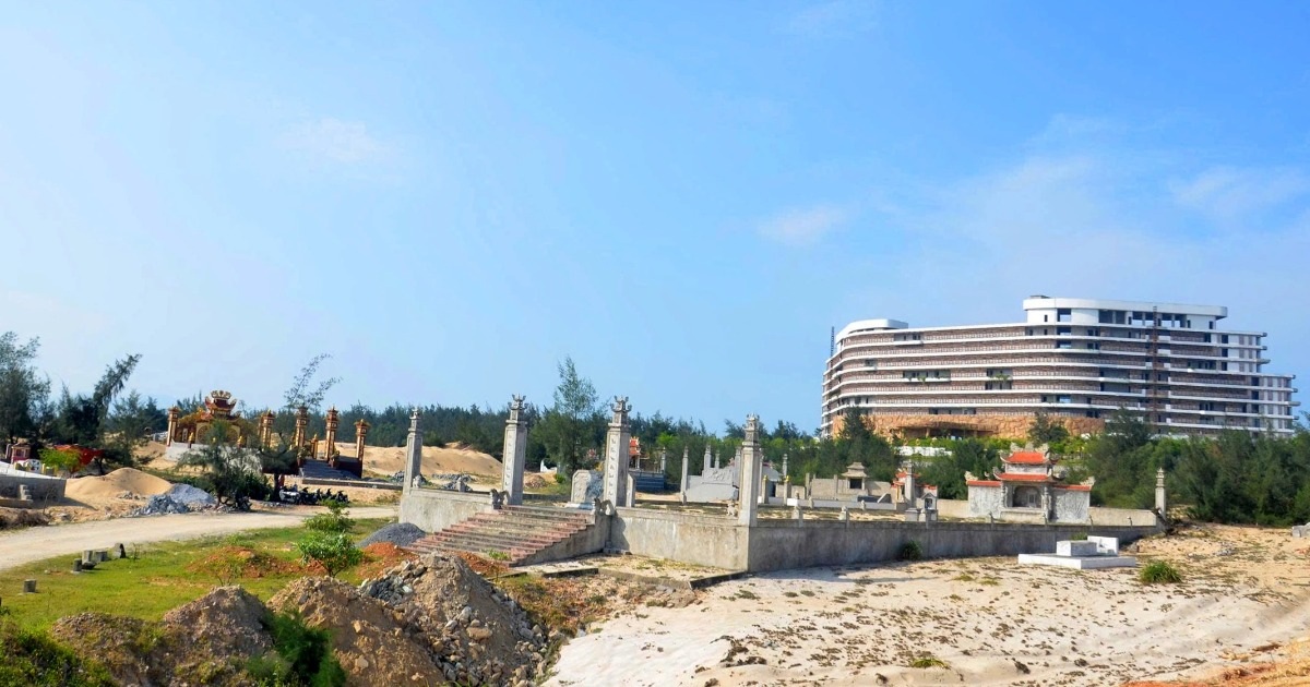 Hiện tượng lạ ở khu rừng phòng hộ ven biển: Do buông lỏng quản lý Hiện tượng lạ ở khu rừng phòng hộ ven biển: Do buông lỏng quản lý