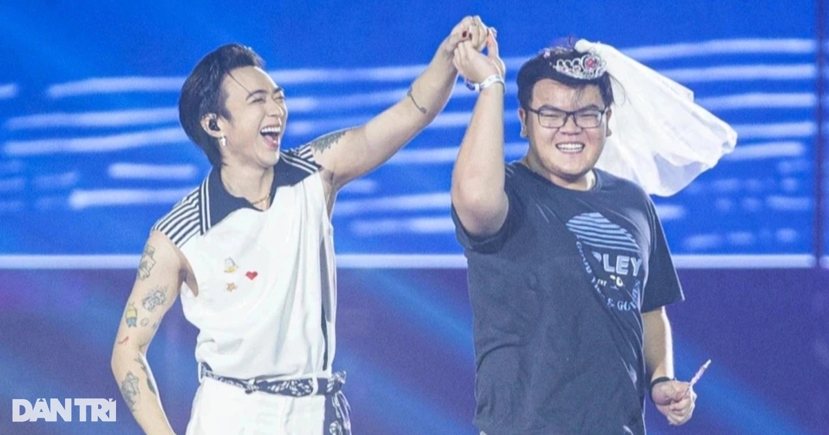 Phong cách thời trang Hoàng Thùy Linh: Tôn vinh văn hóa Việt "Anh tài" Hồng Sơn đạp xe trên sân khấu, SOOBIN nhảy cùng fan nam gây sốt