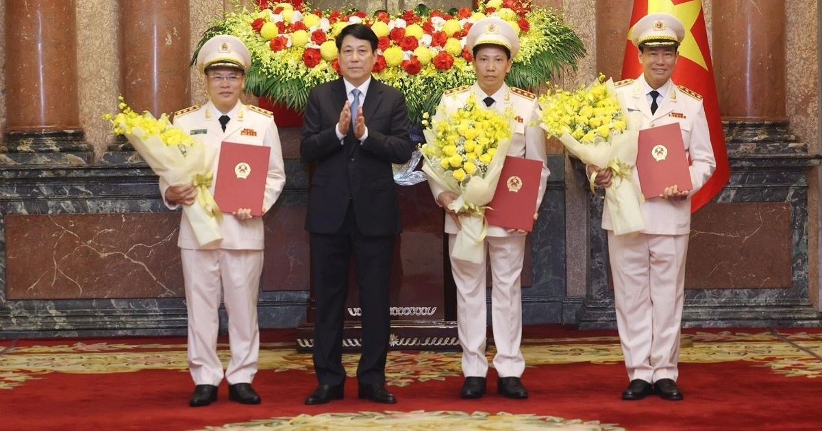 Ba Thứ trưởng Bộ Công an được thăng hàm Thượng tướng Ba Thứ trưởng Bộ Công an được thăng hàm Thượng tướng
