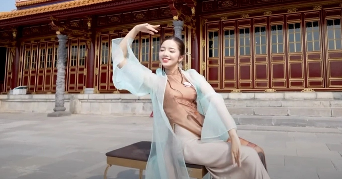 Ban tổ chức Hoa hậu Việt Nam xin lỗi vì để thí sinh múa ở điện Thái Hoà Ban tổ chức Hoa hậu Việt Nam xin lỗi vì để thí sinh múa ở điện Thái Hoà
