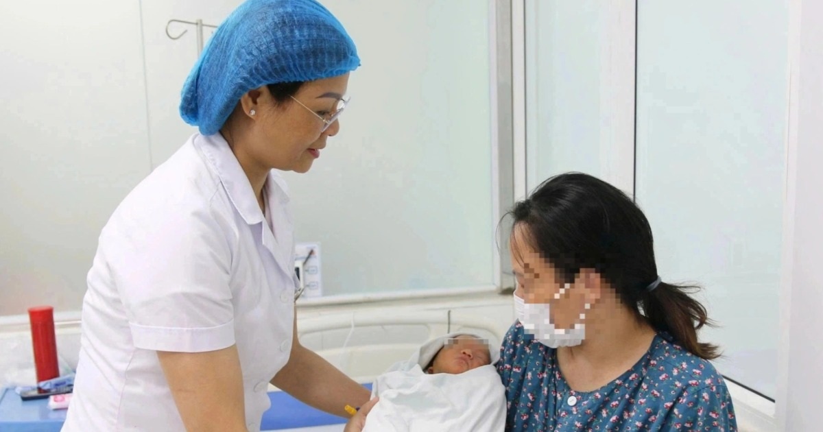 Ca mổ tính từng phút cứu sống thai nhi do sa dây rau hiếm gặp Ca mổ tính từng phút cứu sống thai nhi do sa dây rau hiếm gặp