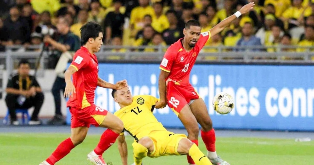 Cao Quang Vinh: “Đội tuyển Việt Nam còn cơ hội dự Asian Cup 2027” Cao Quang Vinh: “Đội tuyển Việt Nam còn cơ hội dự Asian Cup 2027”