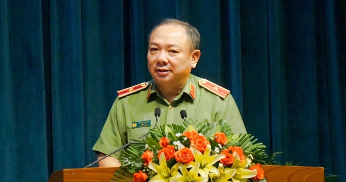 Cử tri lo lắng khi bỏ công an cấp huyện, Giám đốc Công an tỉnh trấn an Cử tri lo lắng khi bỏ công an cấp huyện, Giám đốc Công an tỉnh trấn an