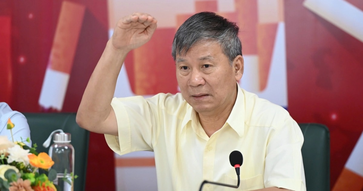 Đại biểu Quốc hội: “Không có lý do gì chậm lại việc tăng thuế thuốc lá” Đại biểu Quốc hội: “Không có lý do gì chậm lại việc tăng thuế thuốc lá"