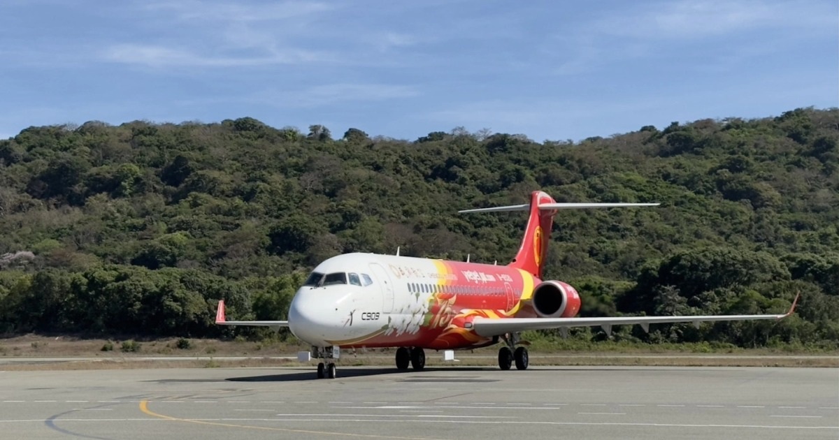 Đánh giá máy bay Comac C909 sau 1 tháng khai thác tại Việt Nam Đánh giá máy bay "made in China" sau 1 tháng khai thác tại Việt Nam