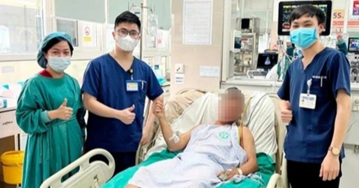 Điện giật ngừng tim dưới hồ cá Koi, bệnh nhân thoát chết nhờ được ép tim Điện giật ngừng tim dưới hồ cá Koi, bệnh nhân thoát chết nhờ được ép tim