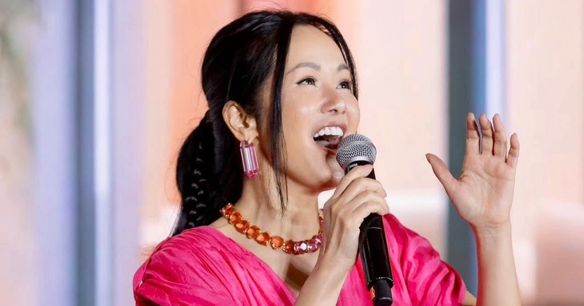 Diva Hồng Nhung: “Công khai bị ung thư là quyết định tàn bạo của tôi” Diva Hồng Nhung: "Công khai bị ung thư là quyết định tàn bạo của tôi"