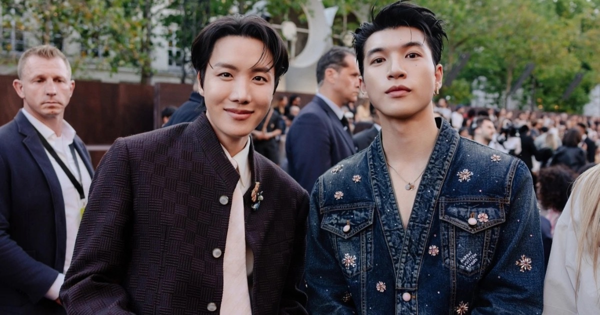 HIEUTHUHAI diện đồ hơn 330 triệu đồng, gây sốt khi đọ dáng bên J-Hope (BTS) HIEUTHUHAI diện đồ hơn 330 triệu đồng, gây sốt khi đọ dáng bên J-Hope (BTS)