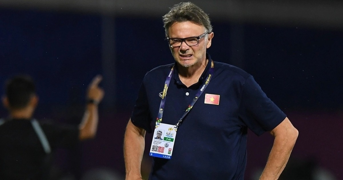 HLV Troussier tái xuất sau hơn một năm chia tay đội tuyển Việt Nam HLV Troussier tái xuất sau hơn một năm chia tay đội tuyển Việt Nam