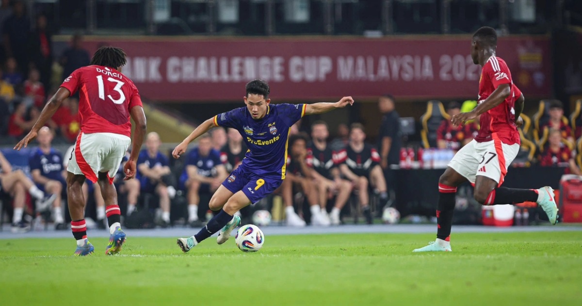 Hai Long chia sẻ về màn trình diễn trước Man Utd, quyết đánh bại Malaysia Hai Long chia sẻ về màn trình diễn trước Man Utd, quyết đánh bại Malaysia