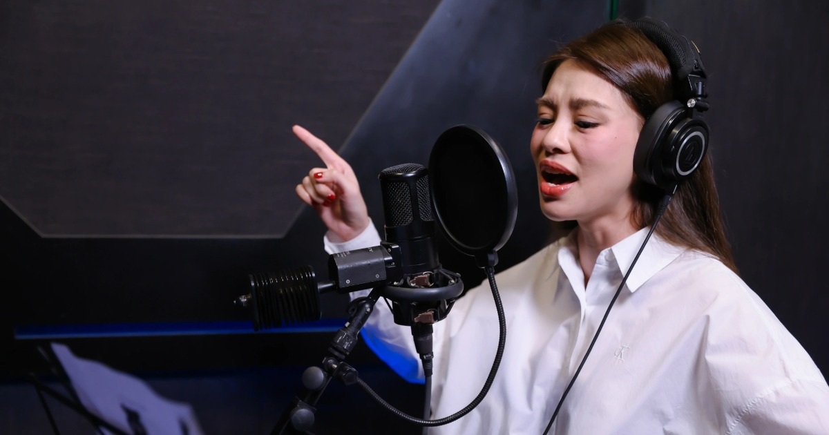 Hòa nhạc “Rực rỡ ngày mới”: Dàn sao hội tụ, lan tỏa thông điệp nhân văn Hòa nhạc "Rực rỡ ngày mới": Dàn sao hội tụ, lan tỏa thông điệp nhân văn