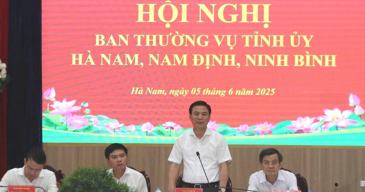 Hội nghị 3 tỉnh Hà Nam, Ninh Bình, Nam Định thông qua phương án nhân sự Hội nghị 3 tỉnh Hà Nam, Ninh Bình, Nam Định thông qua phương án nhân sự