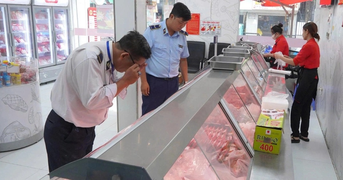 Kiểm Tra Cửa Hàng Kinh Doanh Thịt Heo Của Công Ty C.P. Ở Cần Thơ Kiểm tra cửa hàng kinh doanh thịt heo của Công ty C.P. ở Cần Thơ