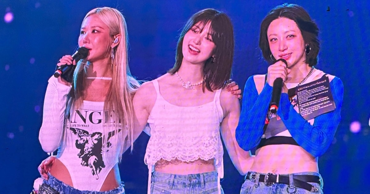 EXID Tái Ngộ Fan Việt Sau 7 Năm: Biểu Diễn Gợi Cảm Và Quỳ Gối Cảm Ơn Nhóm nhạc nữ Hàn Quốc nhảy gợi cảm, quỳ gối cảm ơn fan khi diễn ở TPHCM
