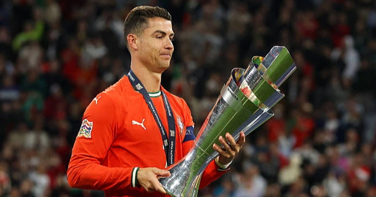Ronaldo lập kỷ lục, bật khóc khi giành chức vô địch UEFA Nations League Ronaldo lập kỷ lục, bật khóc khi giành chức vô địch UEFA Nations League
