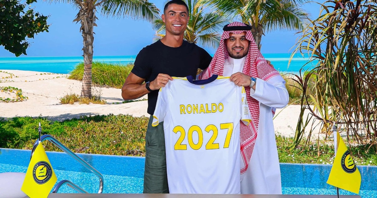 Ronaldo quyết định gắn bó với Al-Nassr thêm 2 năm Ronaldo quyết định gắn bó với Al-Nassr thêm 2 năm