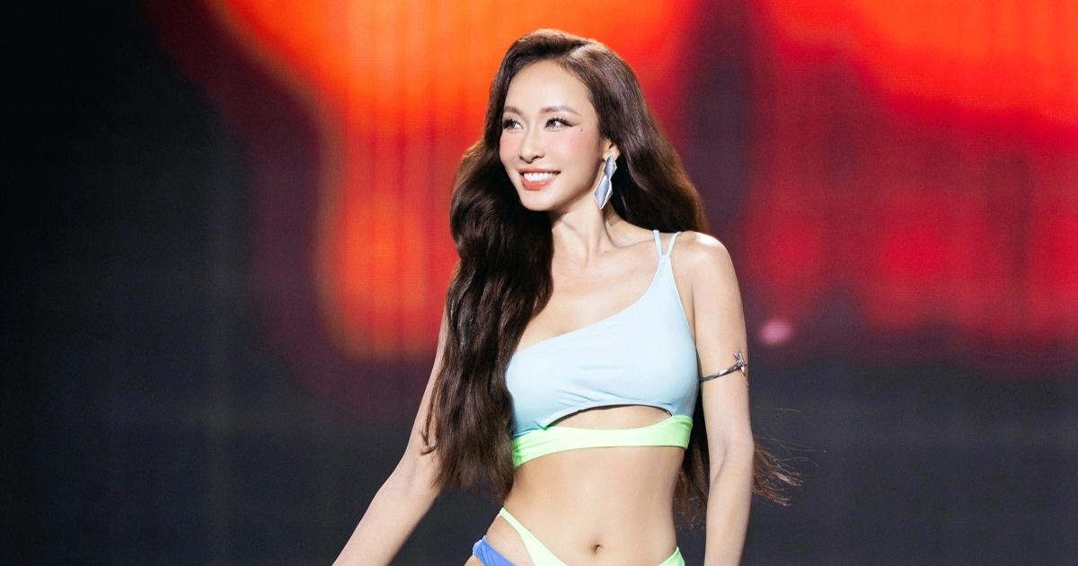 Thí sinh Hoa hậu Hoàn vũ Việt Nam tự tin diễn bikini trong đêm bán kết Thí sinh Hoa hậu Hoàn vũ Việt Nam tự tin diễn bikini trong đêm bán kết