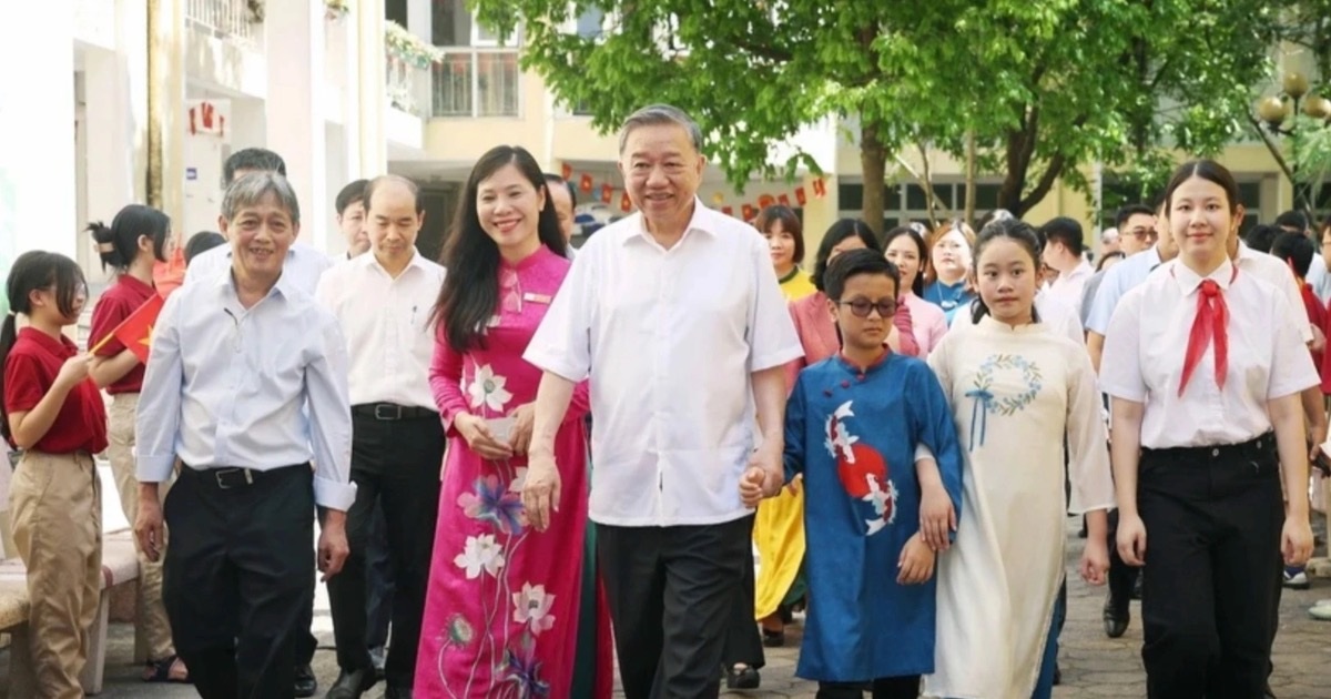Tổng Bí thư Tô Lâm Thăm Hai Trường Học Chuyên Biệt Tại Hà Nội Tổng Bí thư Tô Lâm thăm hai trường học chuyên biệt tại Hà Nội