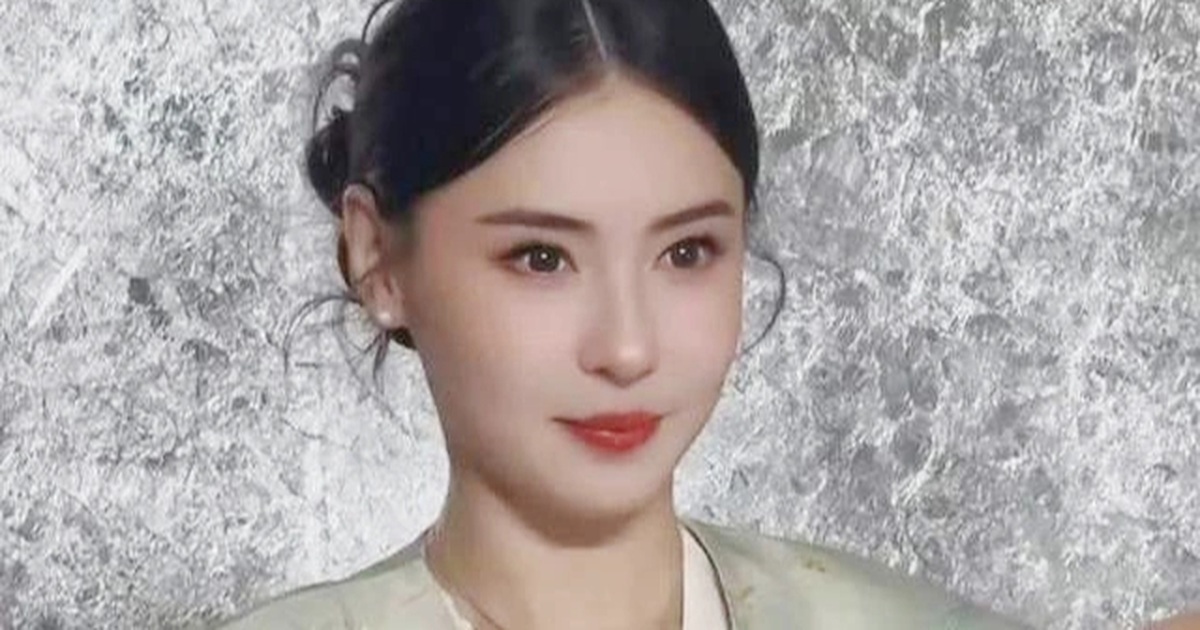 Trương Bá Chi bỗng “trẻ lạ” ở tuổi 45, bị nghi can thiệp thẩm mỹ Trương Bá Chi bỗng "trẻ lạ" ở tuổi 45, bị nghi can thiệp thẩm mỹ
