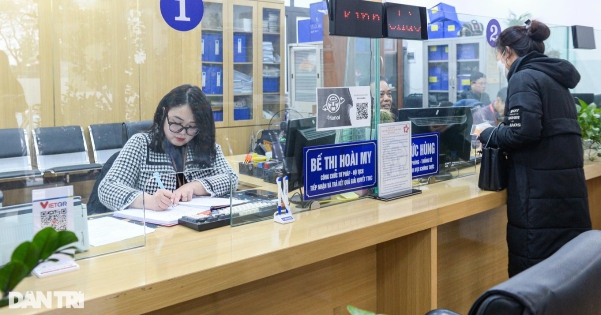 Từ 9/6, người dân Hà Nội không phải xếp hàng xin giấy phép xây dựng Từ 9/6, người dân Hà Nội không phải xếp hàng xin giấy phép xây dựng