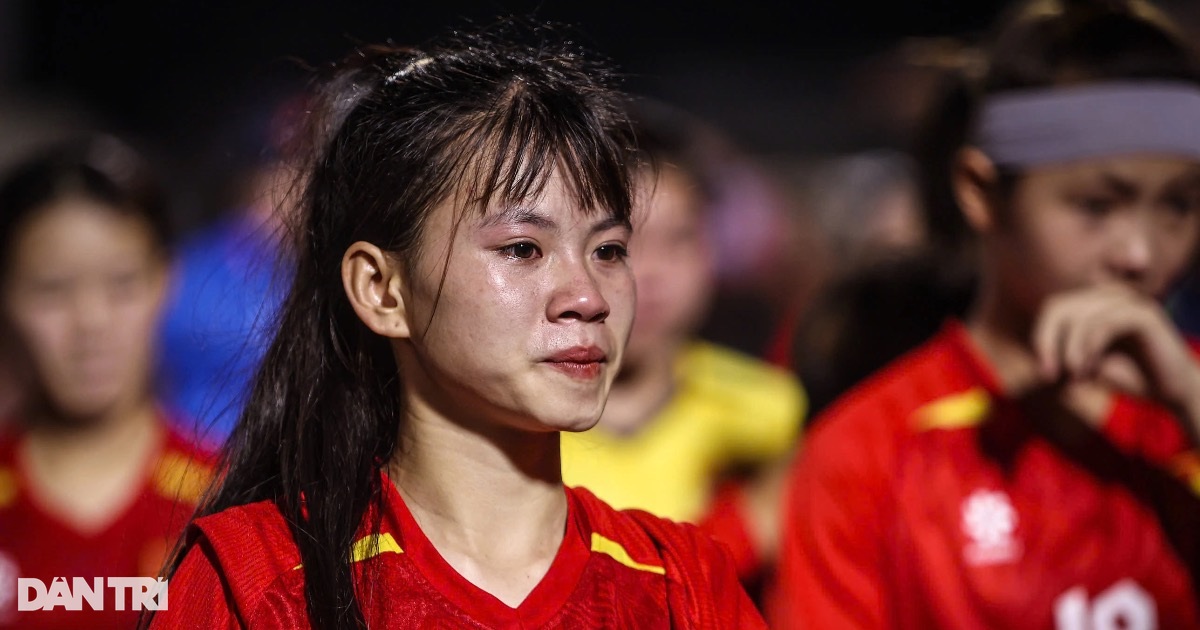 U19 nữ Việt Nam bật khóc sau khi đánh mất ngôi vô địch vào tay người Thái U19 nữ Việt Nam bật khóc sau khi đánh mất ngôi vô địch vào tay người Thái