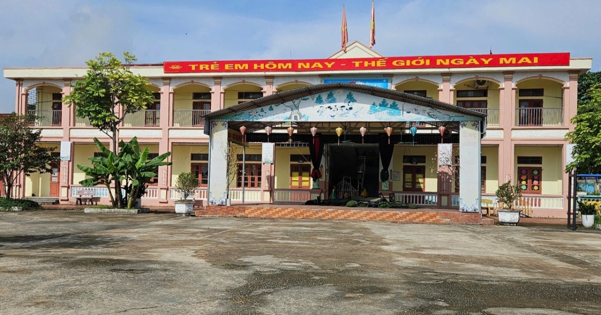 Vụ hiệu trưởng rút tiền ngân sách ở Ninh Bình: Không xử lý hình sự Vụ hiệu trưởng rút tiền ngân sách ở Ninh Bình: Không xử lý hình sự