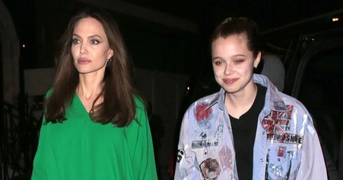 Angelina Jolie lo lắng khi con gái Shiloh ra ở riêng với bạn gái tin đồn Angelina Jolie lo lắng khi con gái Shiloh ra ở riêng với bạn gái tin đồn