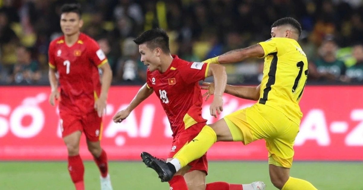Bóng đá Malaysia nói gì về tin đồn đội nhà bị FIFA tước quyền thi đấu? Bóng đá Malaysia nói gì về tin đồn đội nhà bị FIFA tước quyền thi đấu?