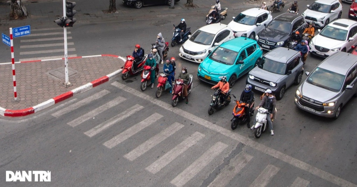 Cục CSGT đề xuất sơn báo hiệu tốc độ cho phép lên mặt đường Cục CSGT đề xuất sơn báo hiệu tốc độ cho phép lên mặt đường