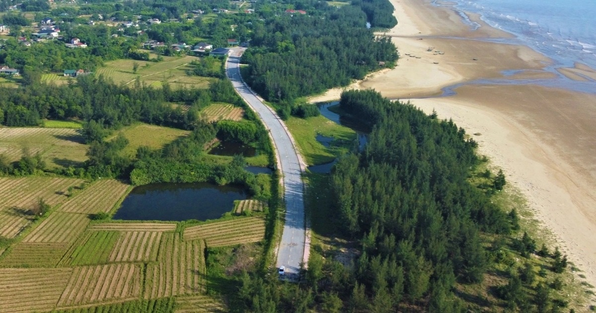 Dự án đường trục ngang ven biển 3 năm làm được hơn 1km Dự án đường trục ngang ven biển 3 năm làm được hơn 1km