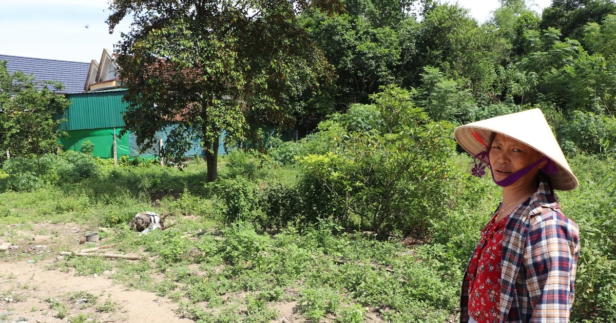 Hướng “gỡ khó” cho vụ chuyển đổi 300m2 đất thuế gần 4,5 tỷ đồng Hướng "gỡ khó" cho vụ chuyển đổi 300m2 đất thuế gần 4,5 tỷ đồng