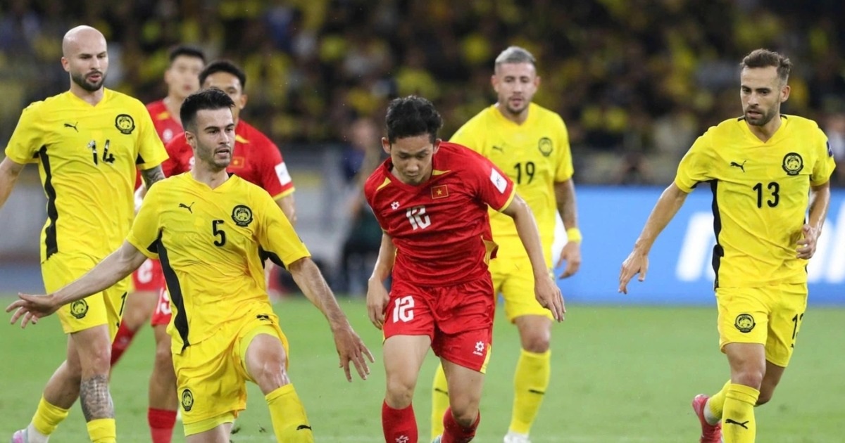Malaysia có nguy cơ bị FIFA trừng phạt, chuyên gia tuyên bố sốc Malaysia có nguy cơ bị FIFA trừng phạt, chuyên gia tuyên bố sốc