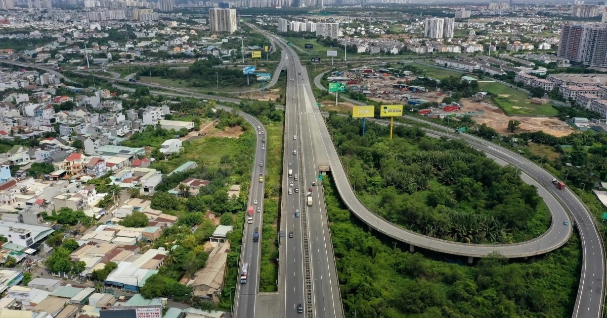 Mở rộng cao tốc TPHCM – Long Thành theo thủ tục dự án khẩn cấp Mở rộng cao tốc TPHCM - Long Thành theo thủ tục dự án khẩn cấp