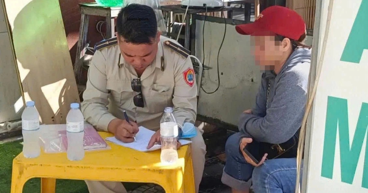 Mời làm việc chủ quán ăn vặt ở Đà Nẵng bị tố “chặt chém” du khách Mời làm việc chủ quán ăn vặt ở Đà Nẵng bị tố "chặt chém" du khách