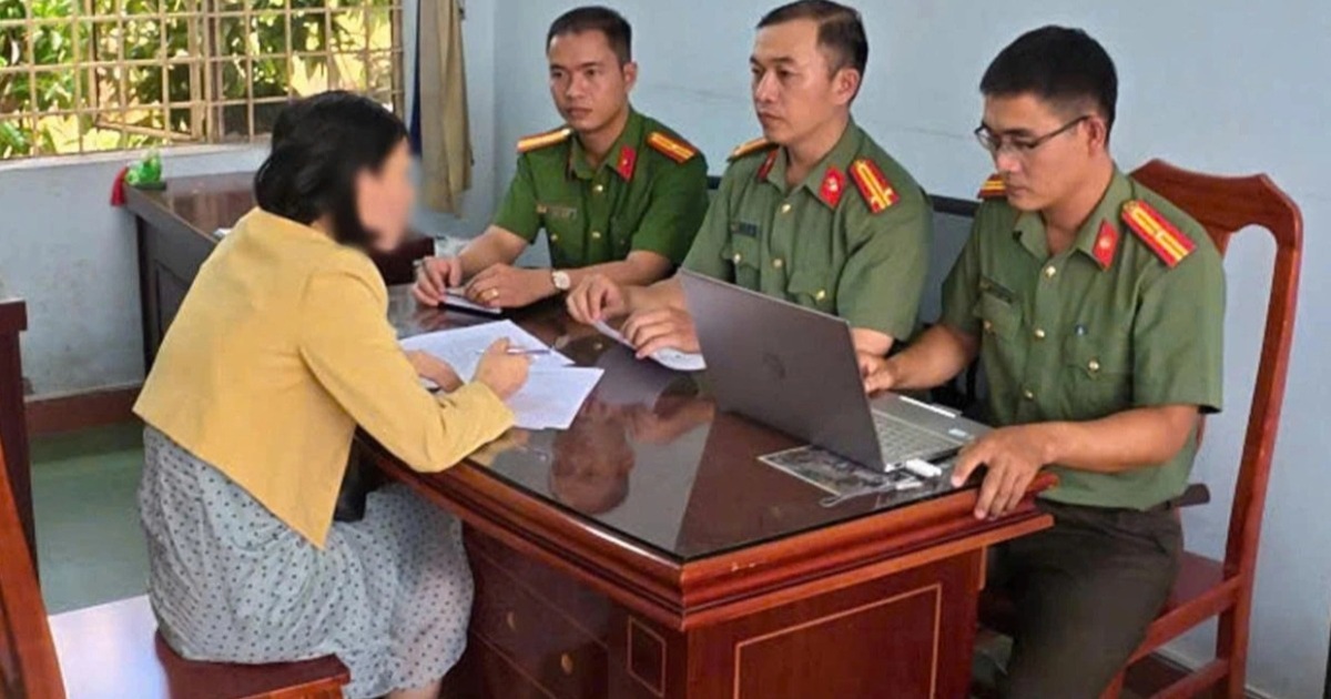 Mời làm việc một phụ nữ đăng tin sai sự thật về bảo hiểm xã hội Mời làm việc một phụ nữ đăng tin sai sự thật về bảo hiểm xã hội