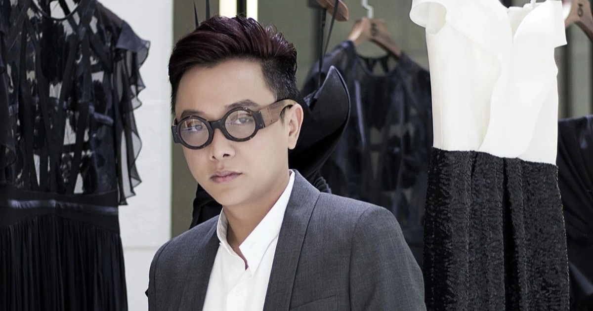NTK Công Trí trước khi bị bắt: “Anh cả” làng mốt, thiết kế cho sao quốc tế NTK Công Trí trước khi bị bắt: "Anh cả" làng mốt, thiết kế cho sao quốc tế