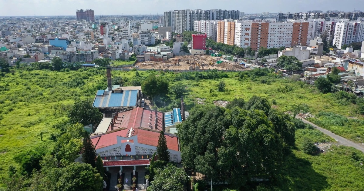 Nghĩa trang lớn nhất TPHCM chuyển mình: Từ nơi yên nghỉ đến hồi sinh Nghĩa trang lớn nhất TPHCM chuyển mình: Từ nơi yên nghỉ đến hồi sinh