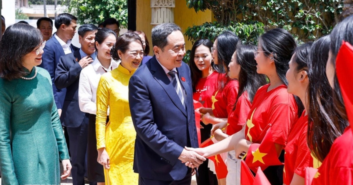 Người Việt tại Maroc là cầu nối thúc đẩy tình hữu nghị, hợp tác giữa hai nước Người Việt tại Maroc là cầu nối thúc đẩy tình hữu nghị, hợp tác giữa hai nước
