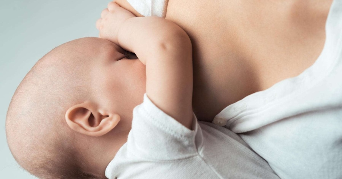 Nuôi con bằng sữa mẹ: Thêm 1 tháng bằng trồng 300.000 cây xanh Nuôi con bằng sữa mẹ: Thêm 1 tháng bằng trồng 300.000 cây xanh