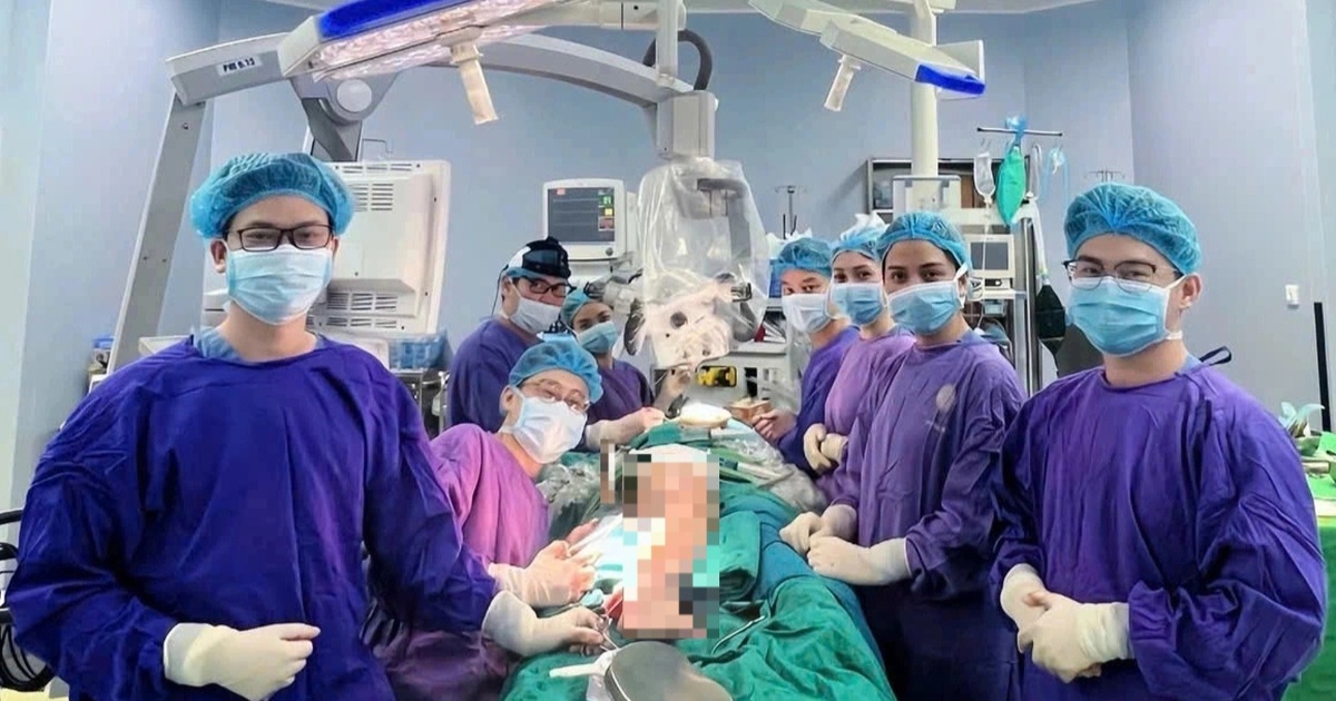 Sau 9 giờ phẫu thuật, bác sĩ giải cứu thiếu nữ khỏi khối u khổng lồ ở mặt Sau 9 giờ phẫu thuật, bác sĩ giải cứu thiếu nữ khỏi khối u khổng lồ ở mặt